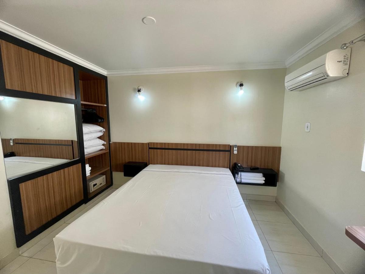 Diroma Resort Com Um Dia No Acqua Park Caldas Novas Ngoại thất bức ảnh