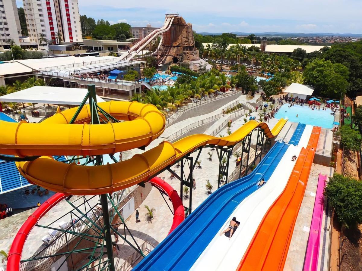 Diroma Resort Com Um Dia No Acqua Park Caldas Novas Ngoại thất bức ảnh
